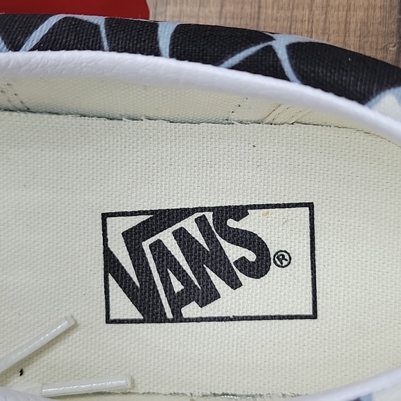 Van's shoes women Brand new. - Picture 11 of 12